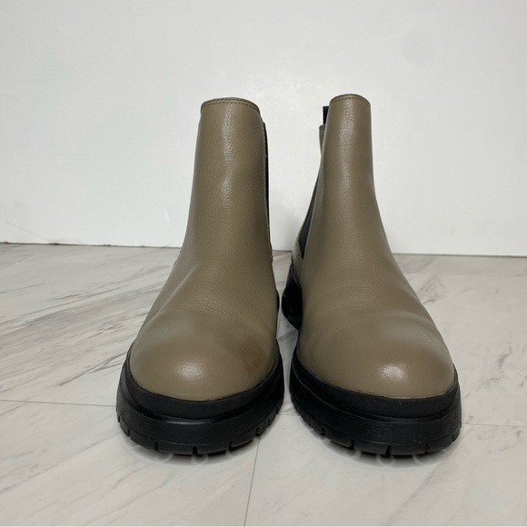 Paolo Tokio Gray Chelsea Lug Sole Bootie 6M - Picture 2 of 14